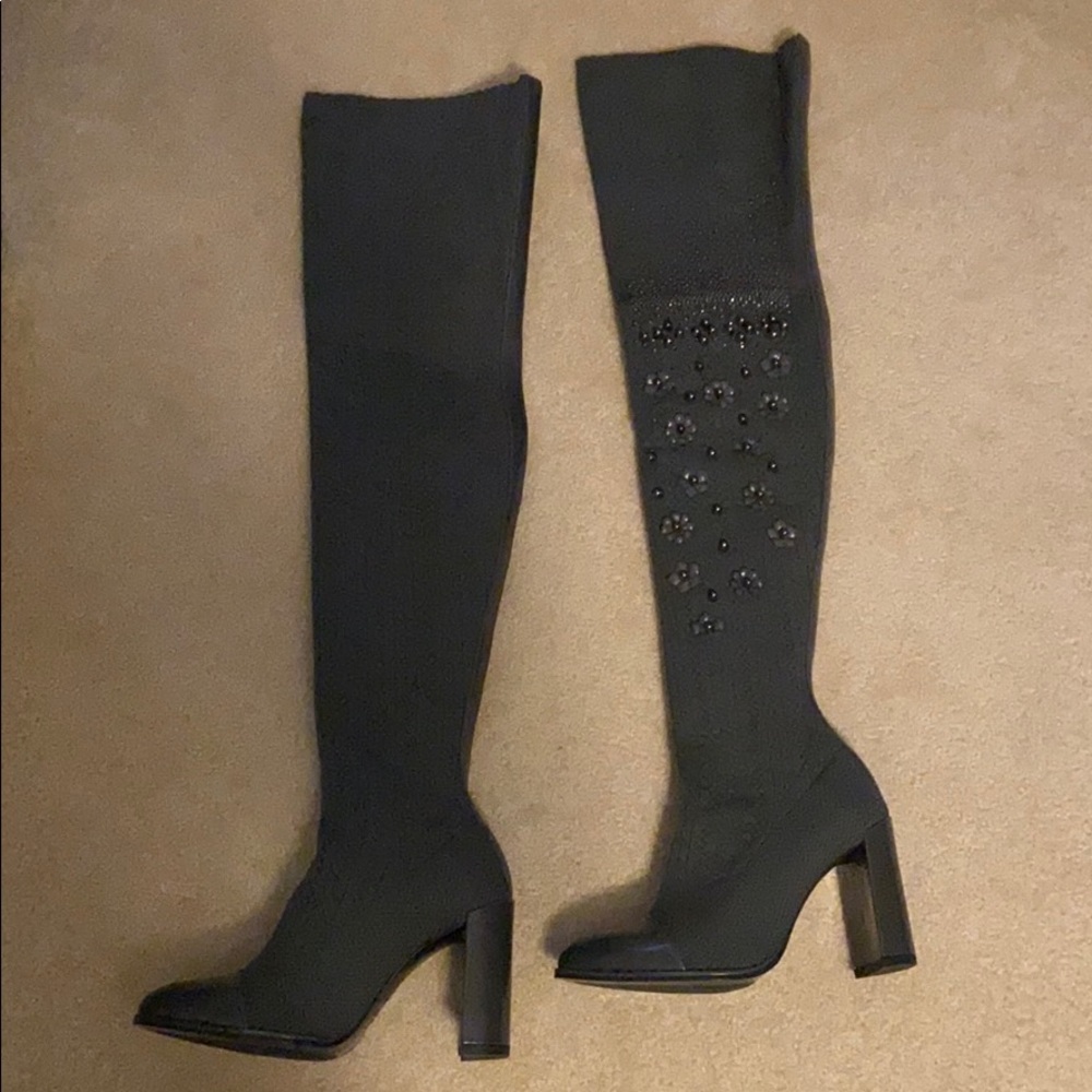 Stuart Weitzman gray knit over the knee boots